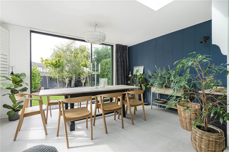 4 bedroom house, Clover Close, Cumnor Hill OX2 - Available