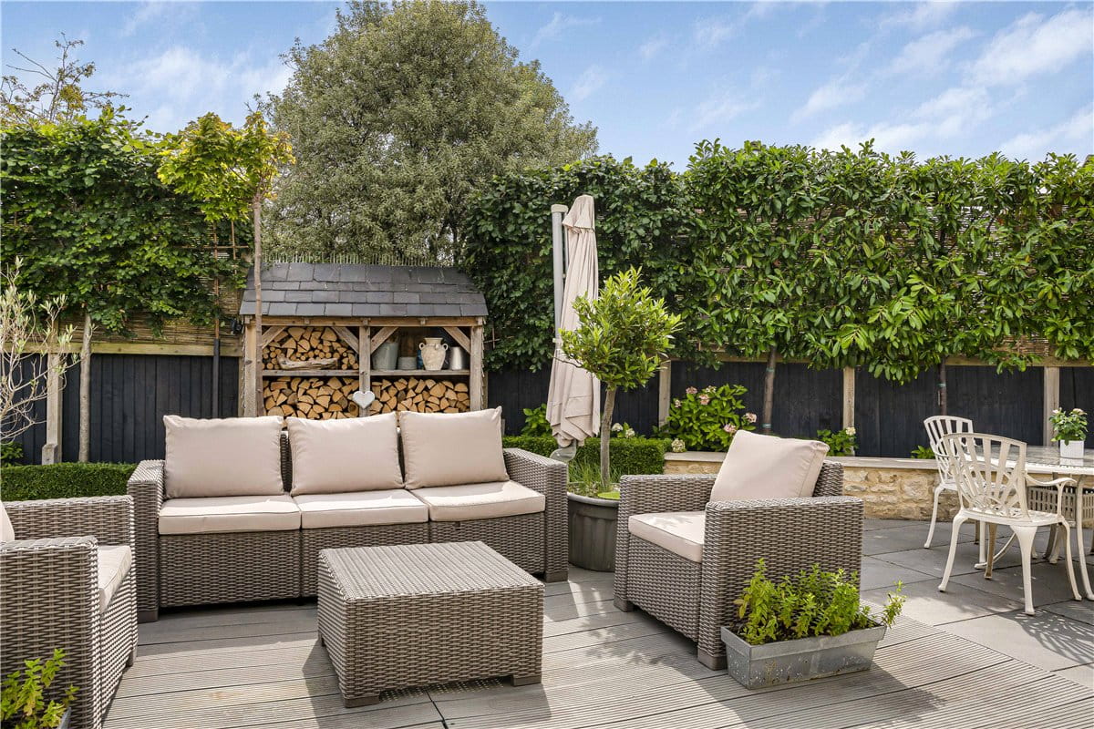 4 bedroom house, Clover Close, Cumnor Hill OX2 - Available