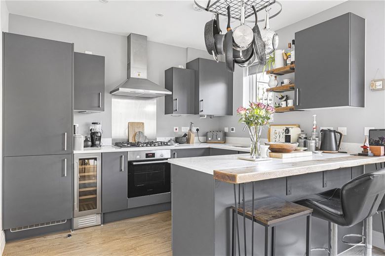 4 bedroom house, Baynhams Drive, Oxford OX2 - Sold STC