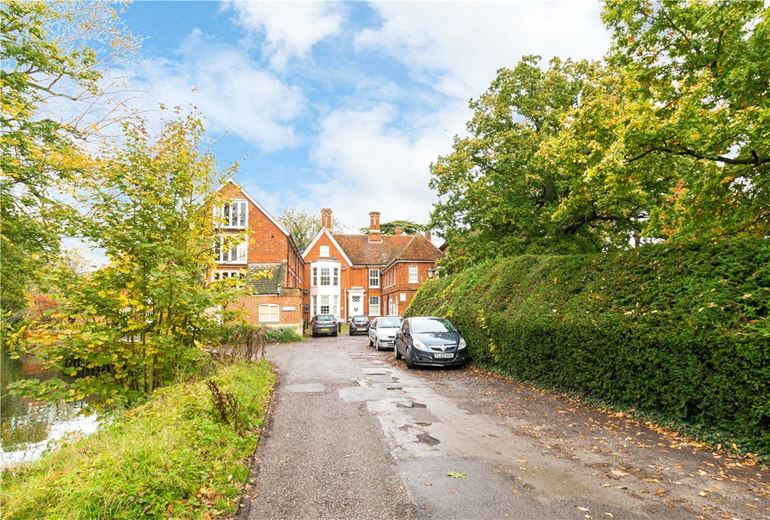 19 bedroom house, St. Helens Wharf, Abingdon OX14 - Available