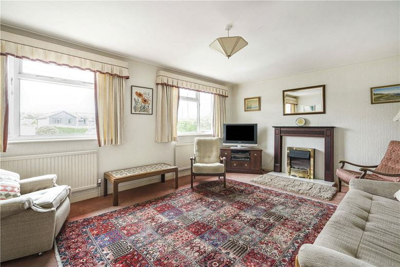 4 bedroom house, Eynsham Road, Botley OX2 - Available