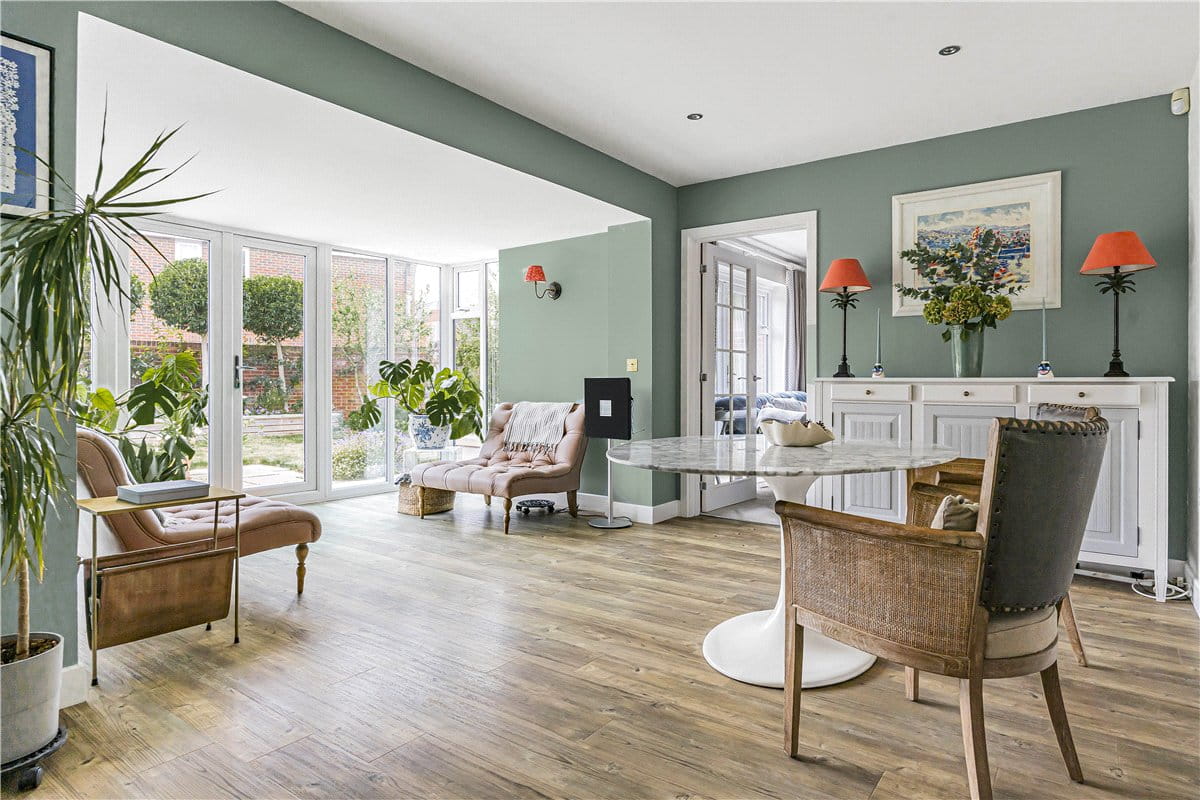 5 bedroom house, Joyce Way, Steventon OX13 - Available