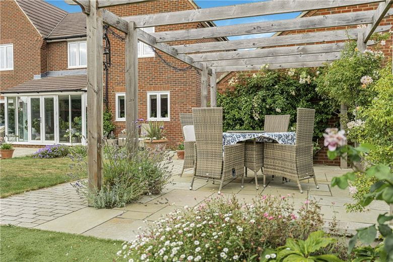 5 bedroom house, Joyce Way, Steventon OX13 - Available