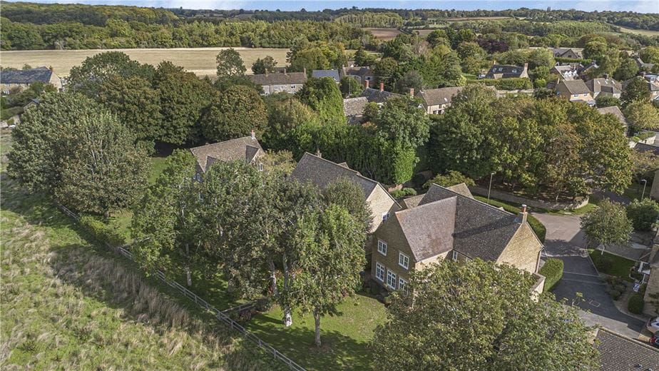 6 bedroom house, Bolsover Close, Long Hanborough OX29 - Sold STC