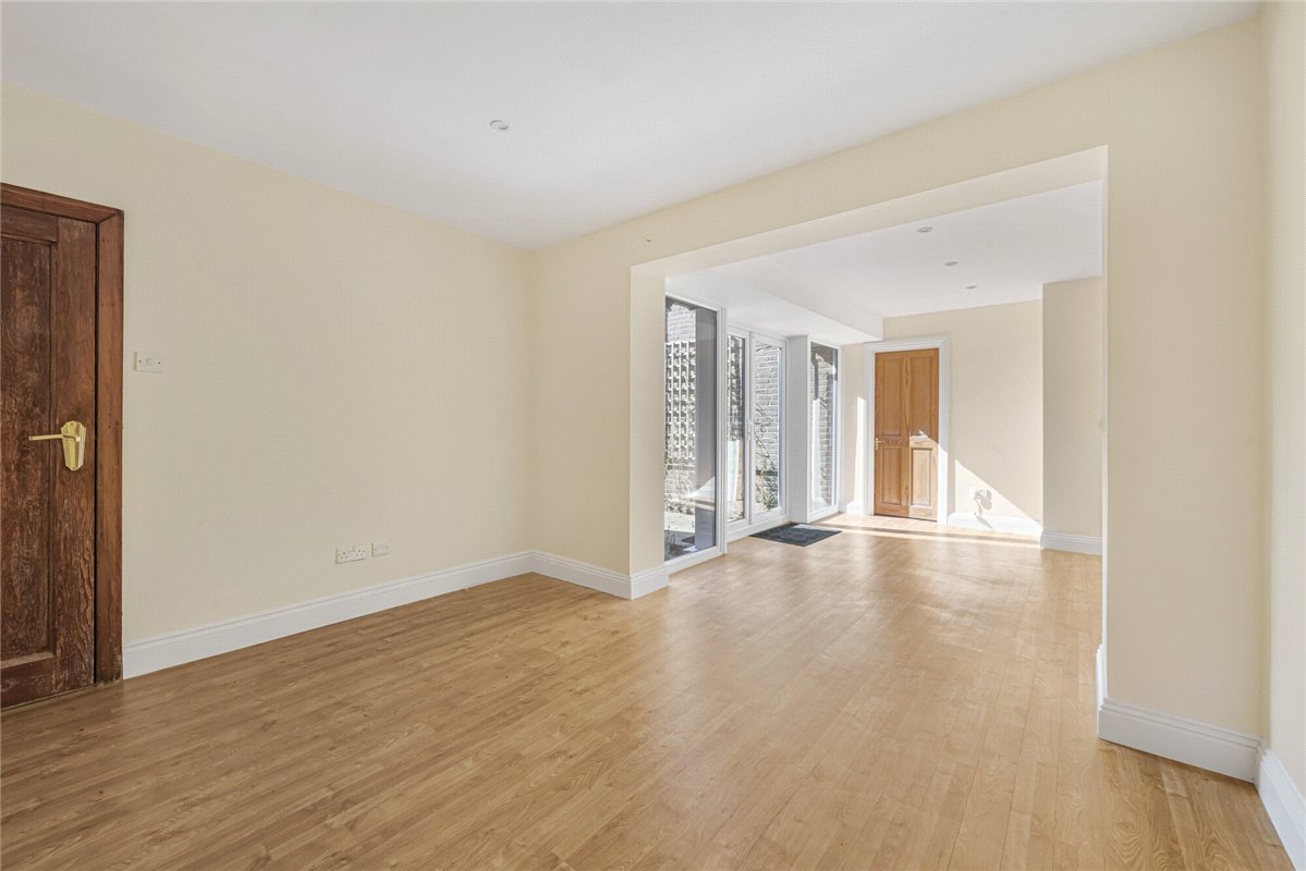 7 bedroom house, Tye Lane, Walberton BN18 - Available