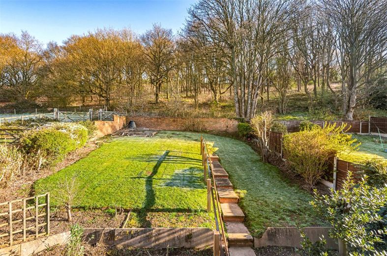 4 bedroom house, Watling Street, Hints B78 - Available