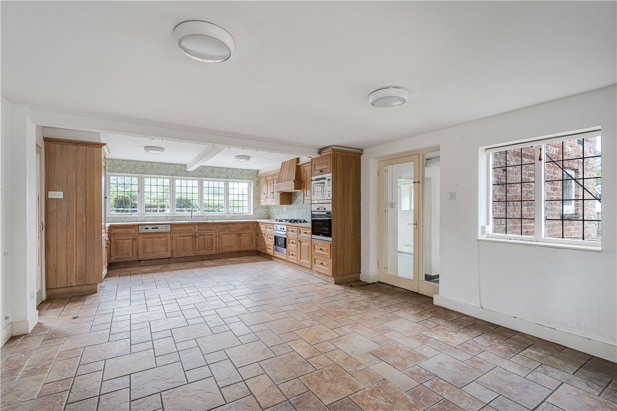 6 bedroom house, Truggist Lane, Berkswell CV7 - Available