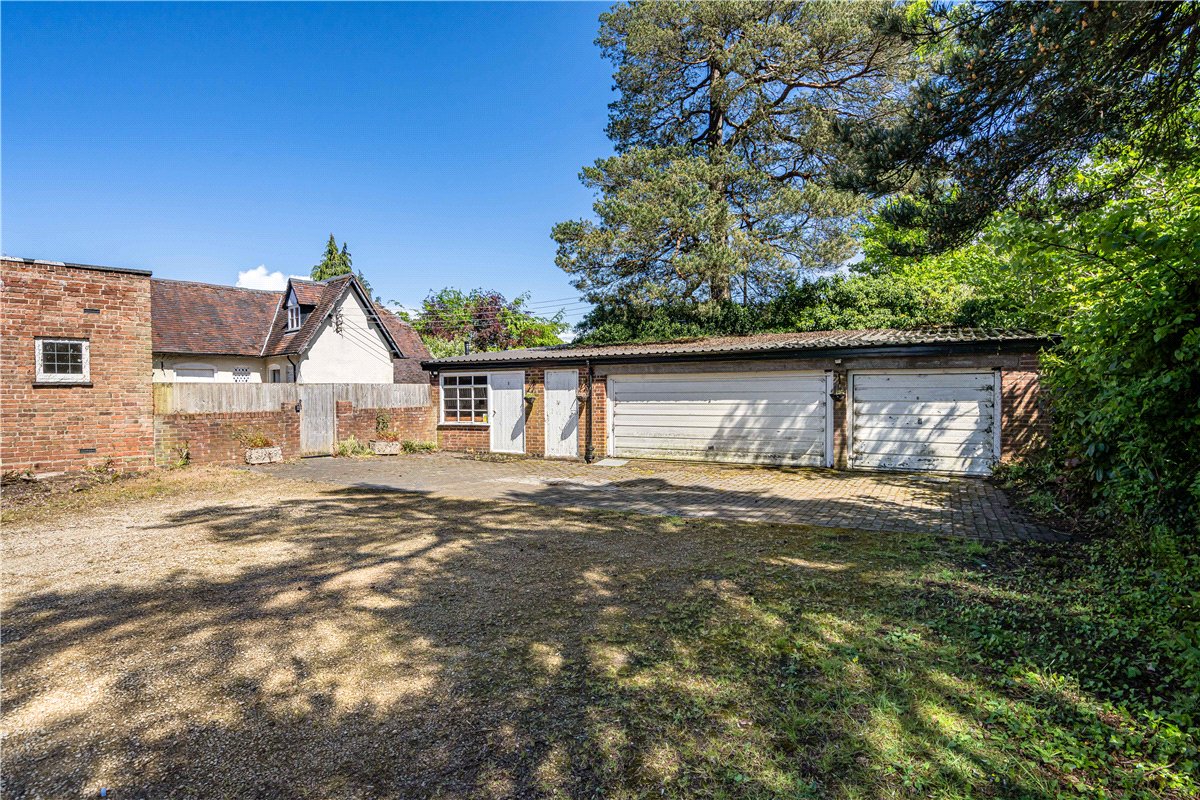 6 bedroom house, Truggist Lane, Berkswell CV7 - Available