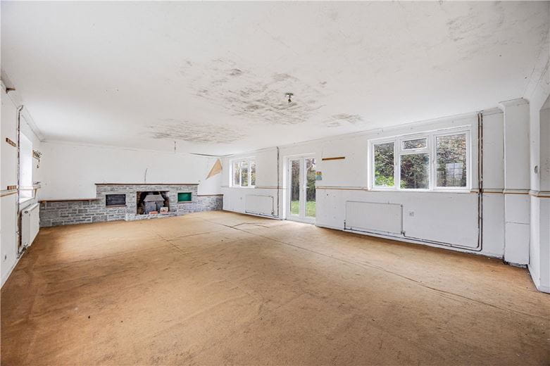 4 bedroom house, Queen Camel, Yeovil BA22 - Available