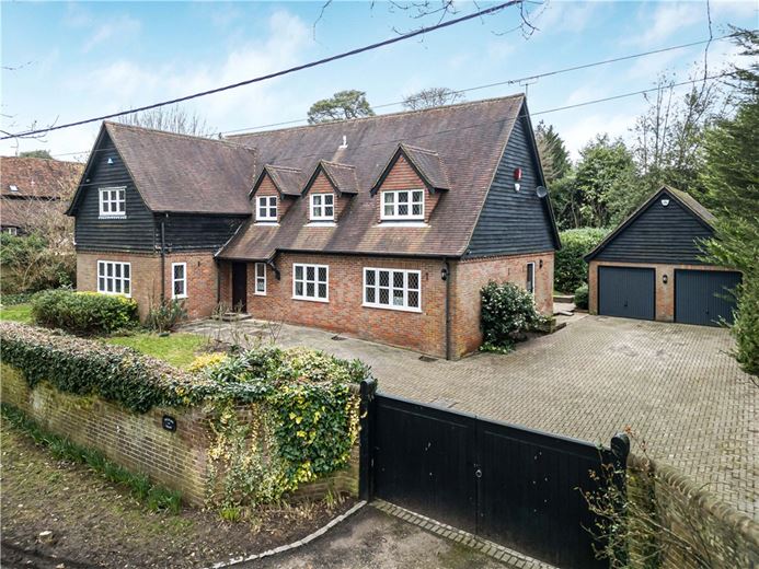 4 bedroom house, The Lee, Great Missenden HP16 - Available