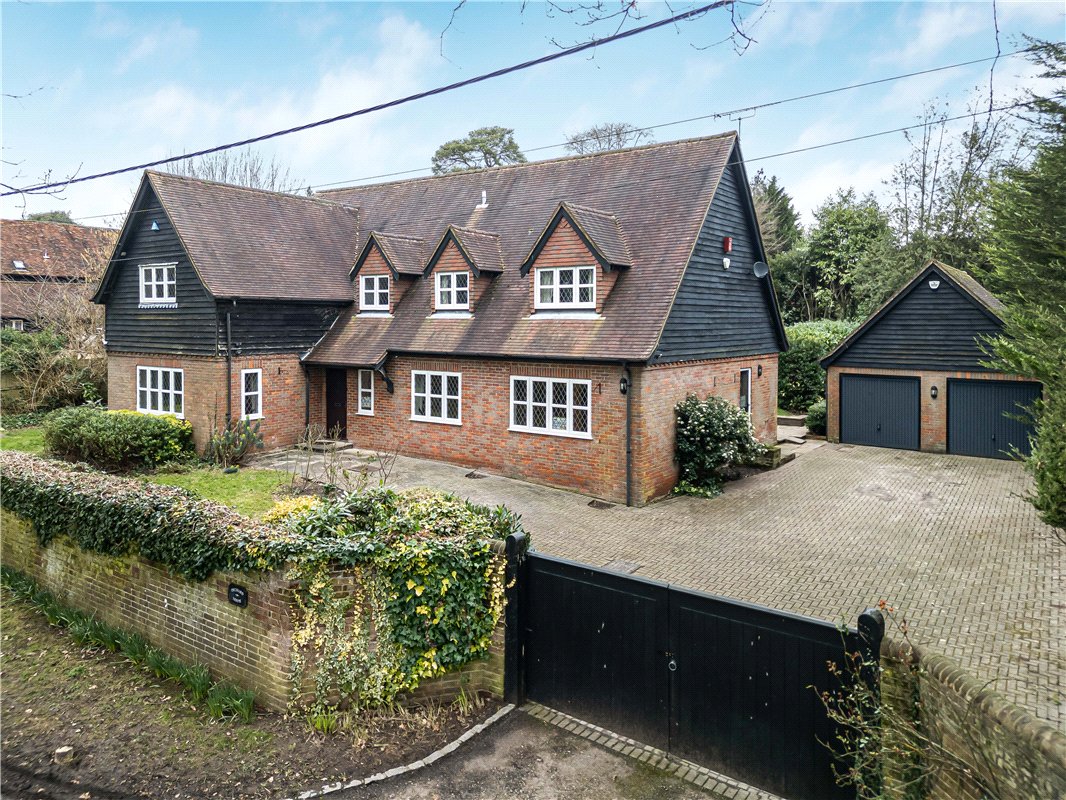 4 bedroom house, The Lee, Great Missenden HP16 - Available