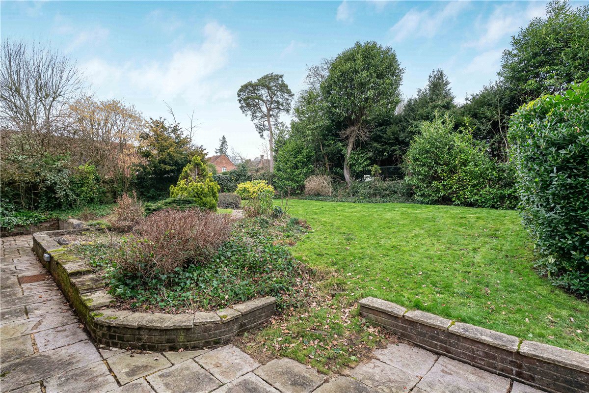 4 bedroom house, The Lee, Great Missenden HP16 - Available