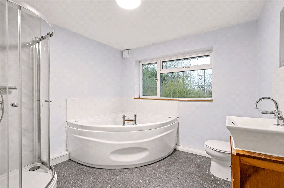 5 bedroom house, Kingsbury Road, Marston B76 - Sold STC