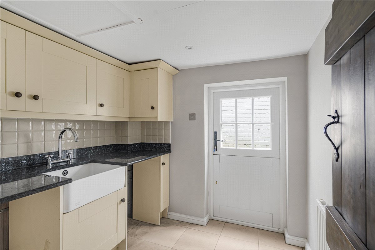 4 bedroom house, Church Lane, Middleton B78 - Available