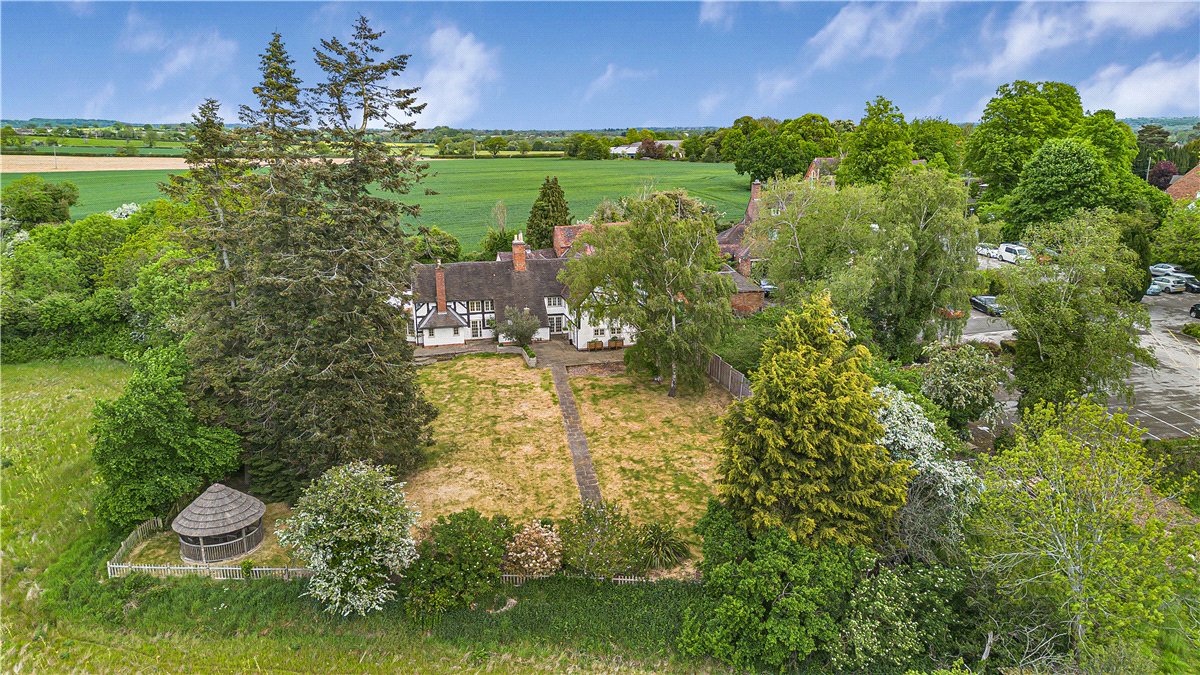 4 bedroom house, Church Lane, Middleton B78 - Available