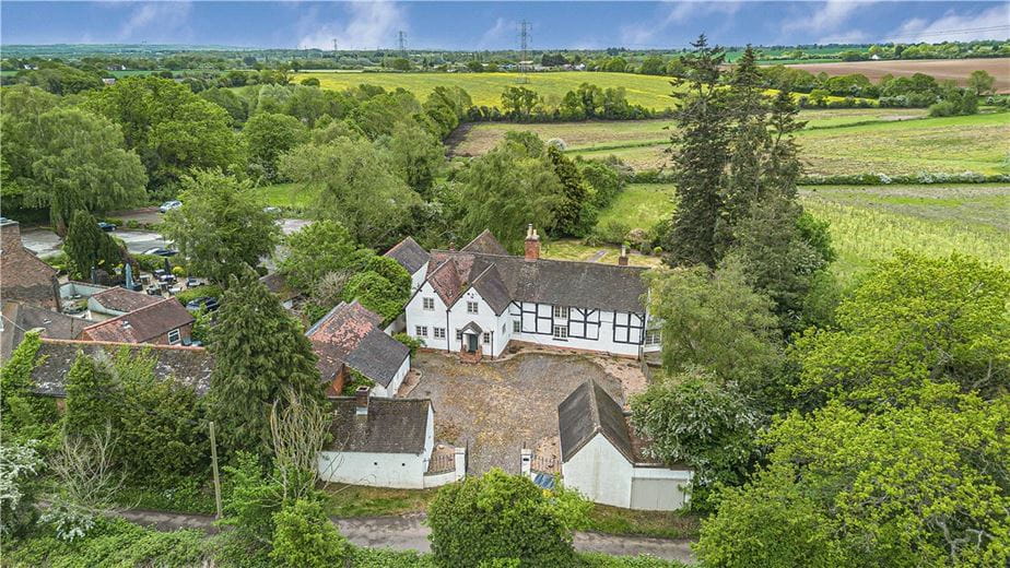 4 bedroom house, Church Lane, Middleton B78 - Available