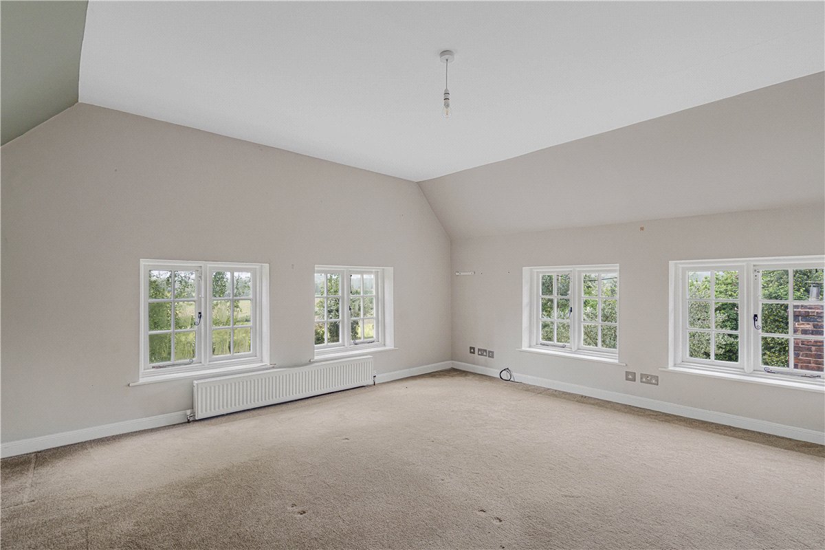 4 bedroom house, Church Lane, Middleton B78 - Available