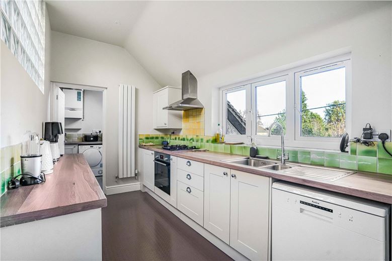 6 bedroom house, Eynsham Road, OX2 - Available