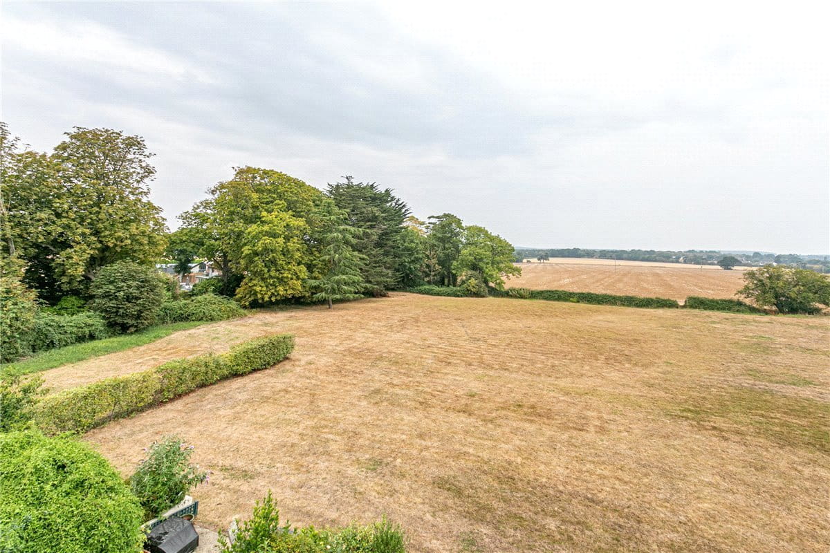 3 bedroom house, Arundel Wing, Tortington Manor BN18 - Available