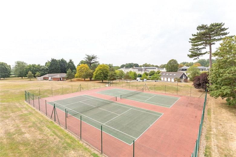 3 bedroom house, Arundel Wing, Tortington Manor BN18 - Available