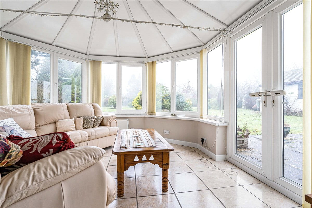 4 bedroom house, Oxford Road, Burford OX18 - Available