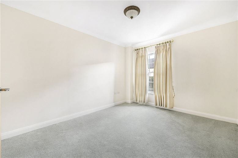 3 bedroom house, Tortington Manor, Ford Road BN18 - Available