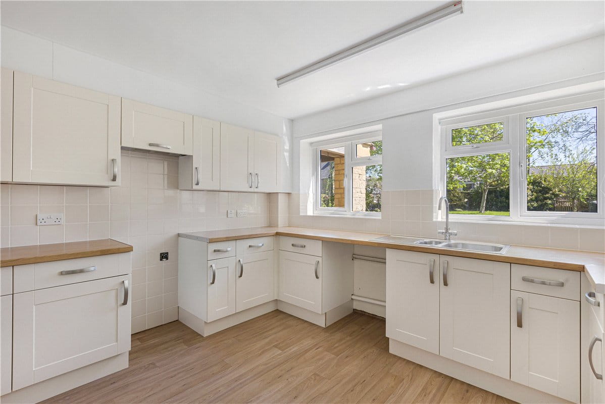 4 bedroom house, Little Compton, Moreton-in-Marsh GL56 - Available