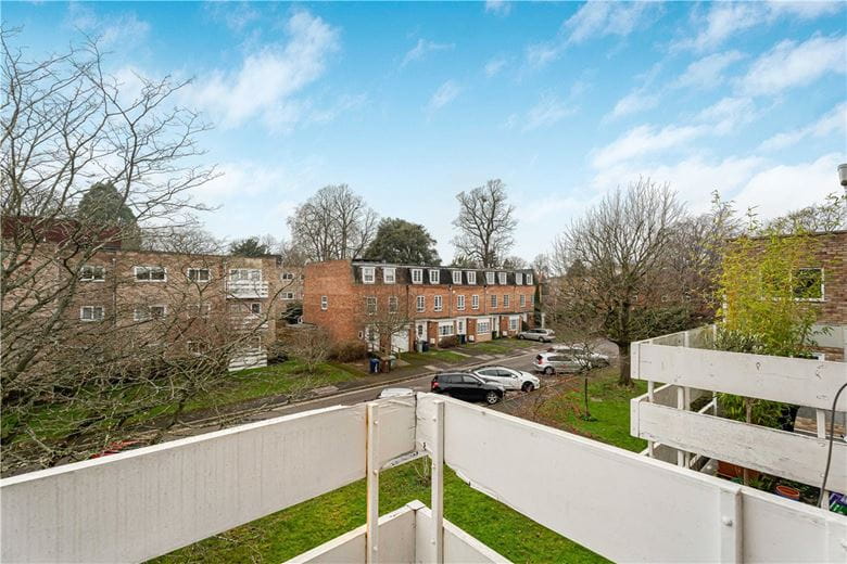 2 bedroom flat, Cunliffe Close, Oxford OX2 - Available