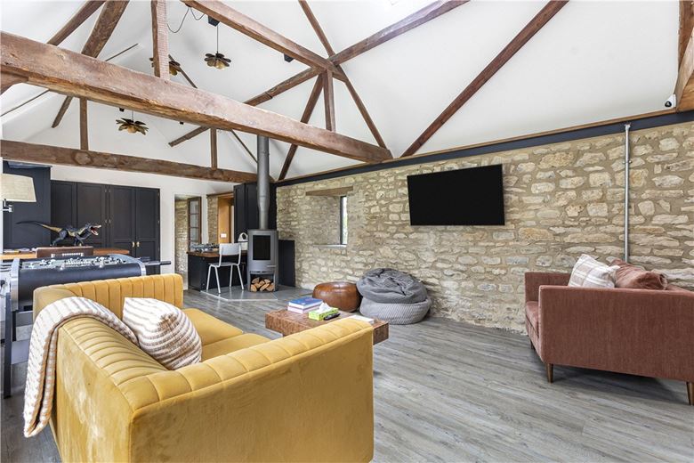 5 bedroom , Back Way, Great Haseley OX44 - Available