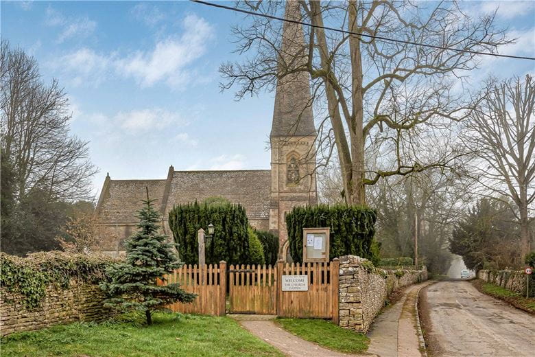 3 bedroom house, Lower End, Ramsden OX7 - Available