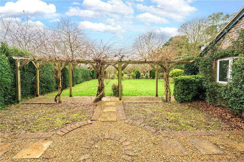 4 bedroom house, Tye Lane, Walberton BN18 - Available