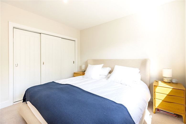 4 bedroom house, Olivers Close, Long Hanborough OX29 - Available