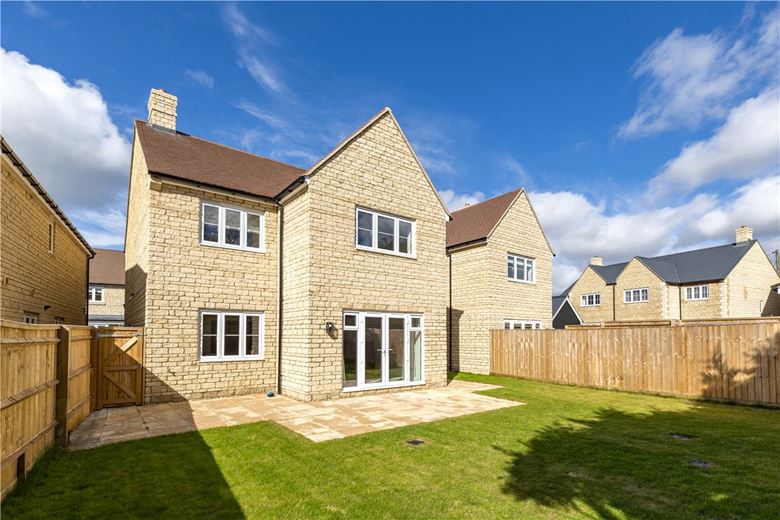 4 bedroom house, Olivers Close, Long Hanborough OX29 - Available