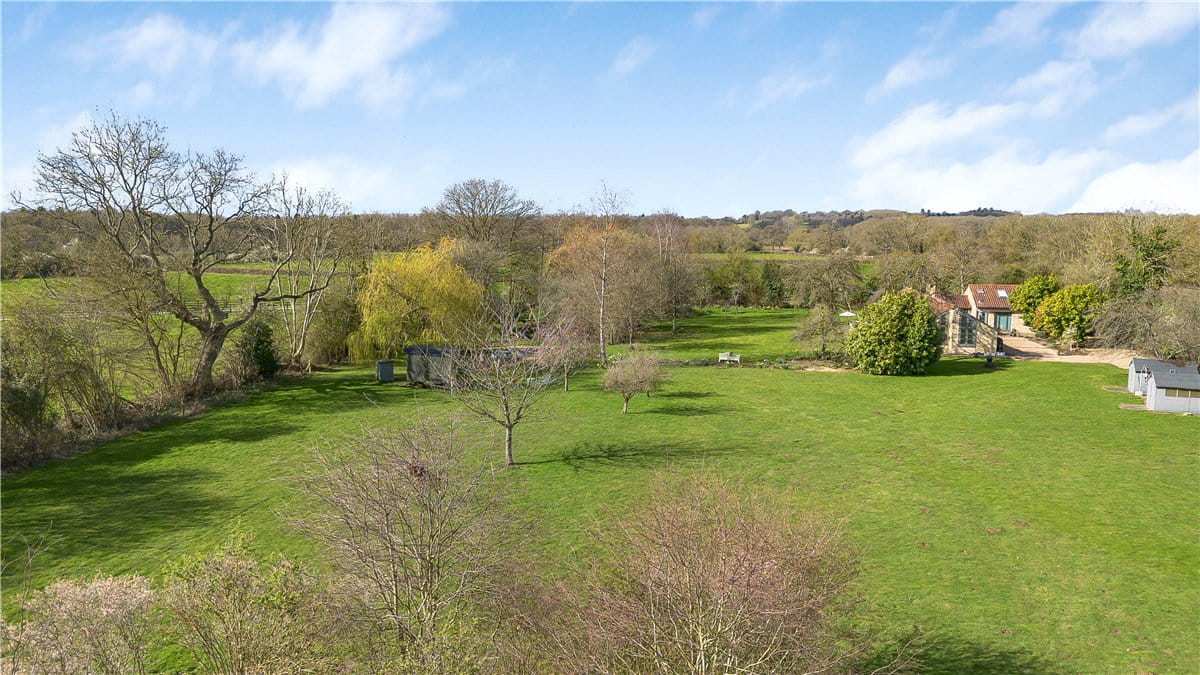 4 bedroom house, Weston-on-the-Green, Bicester OX25 - Available