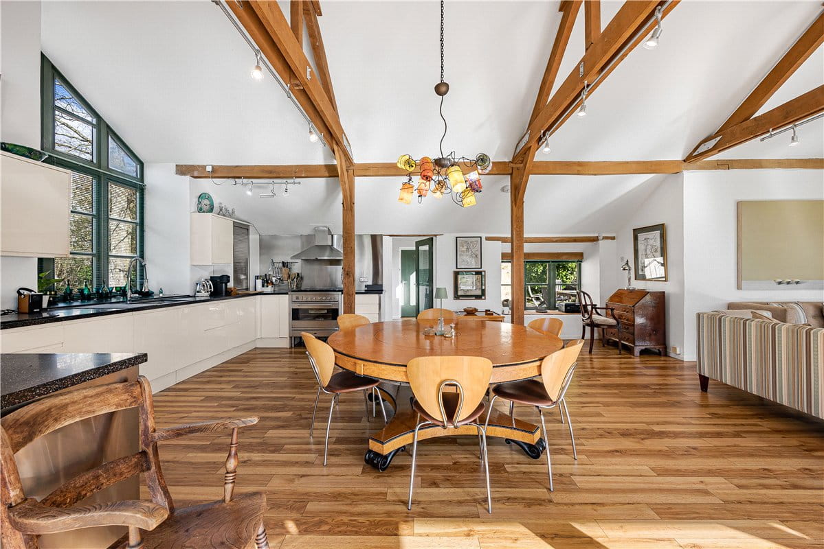 4 bedroom house, Weston-on-the-Green, Bicester OX25 - Available