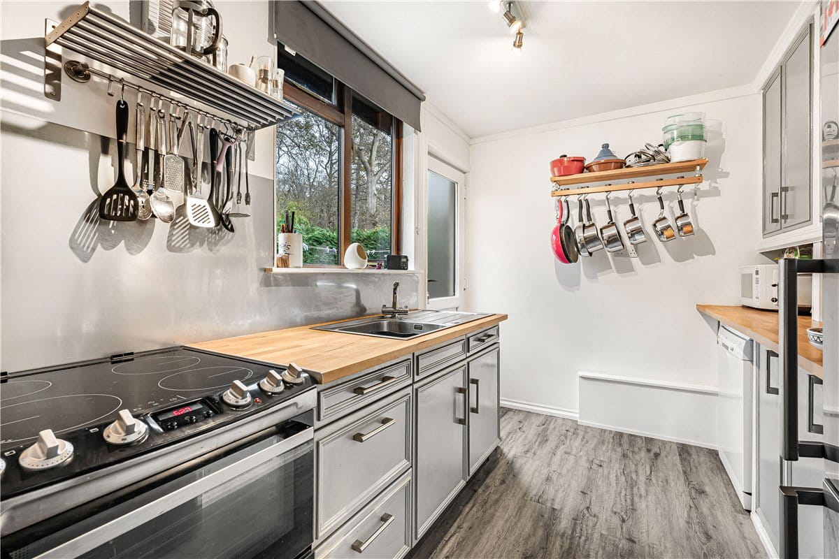 6 bedroom development plot, Oakley Wood, Benson OX10 - Available