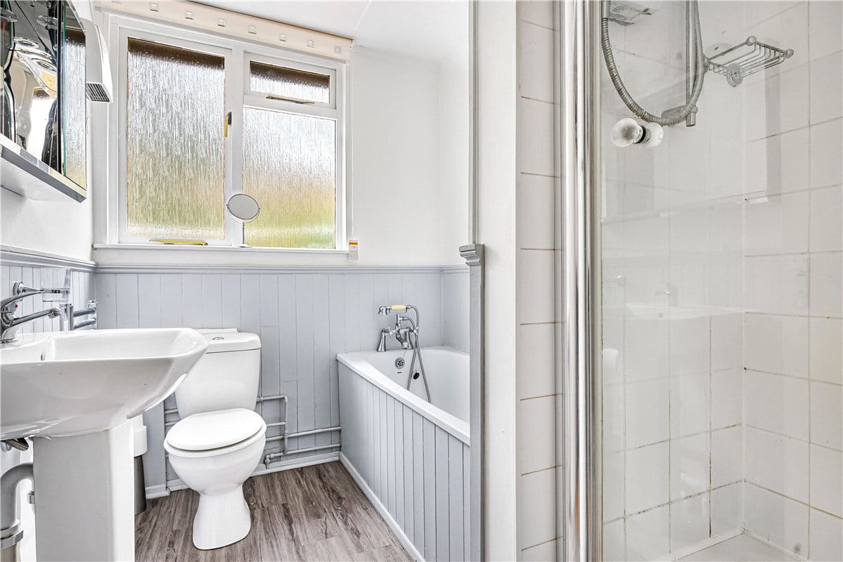 6 bedroom development plot, Oakley Wood, Benson OX10 - Available