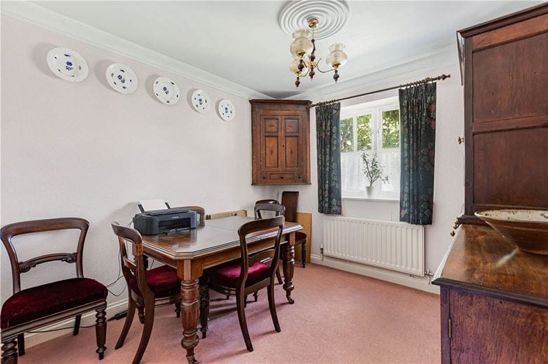 4 bedroom house, Bolsover Close, Long Hanborough OX29 - Available