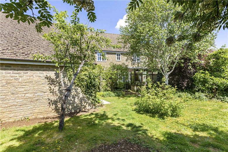 4 bedroom house, Bolsover Close, Long Hanborough OX29 - Available