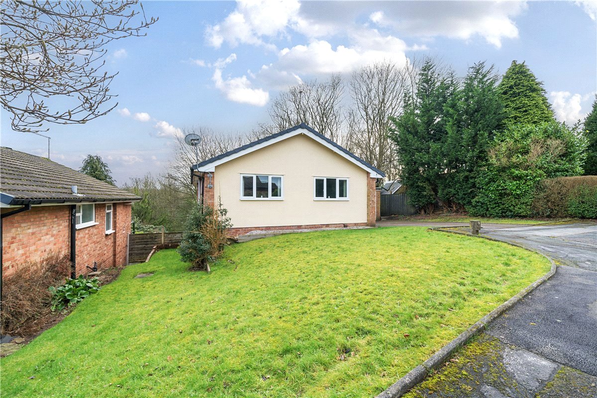 3 bedroom house, Kipling Close, Stockport SK2 - Available