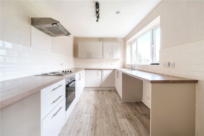 3 bedroom house, Kipling Close, Stockport SK2 - Available