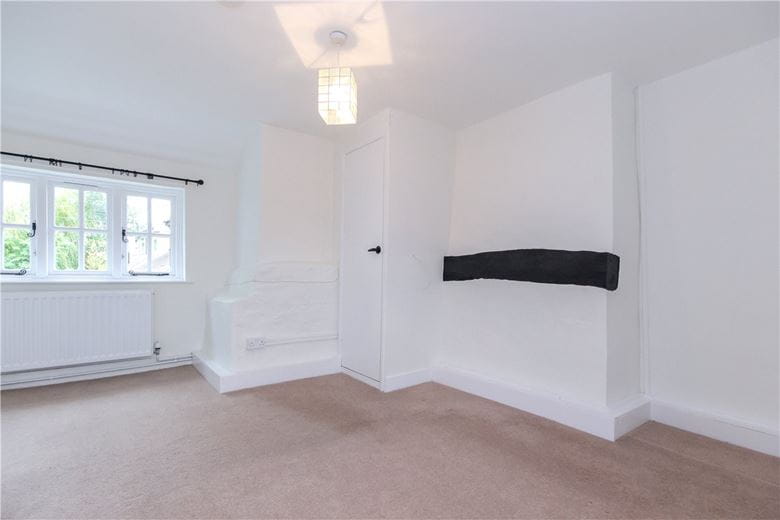 1 bedroom cottage, Church Cottages, Church Lane OX44 - Let Agreed