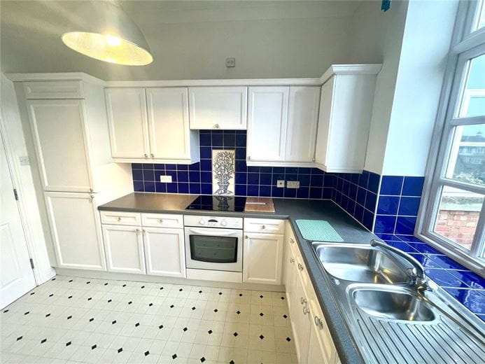 3 bedroom flat, The Jackson Building, Bennett Crescent OX4