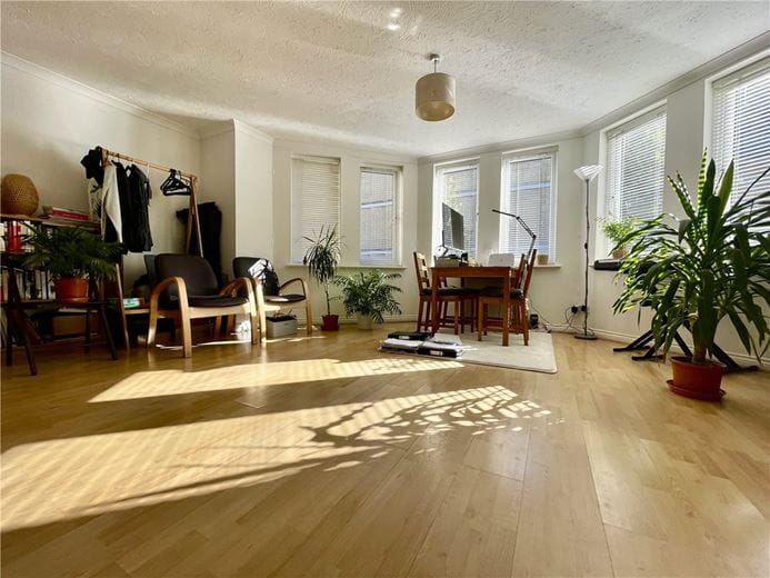 2 bedroom flat, Tennyson Lodge, Paradise Square OX1