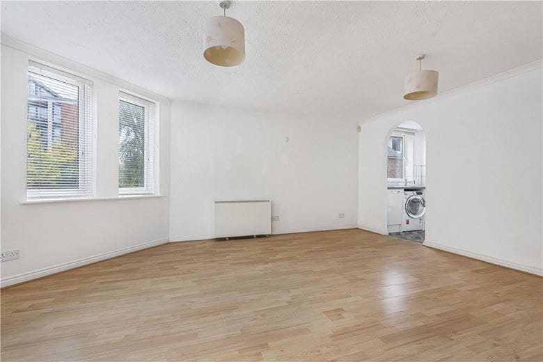 2 bedroom flat, Tennyson Lodge, Paradise Square OX1 - Available