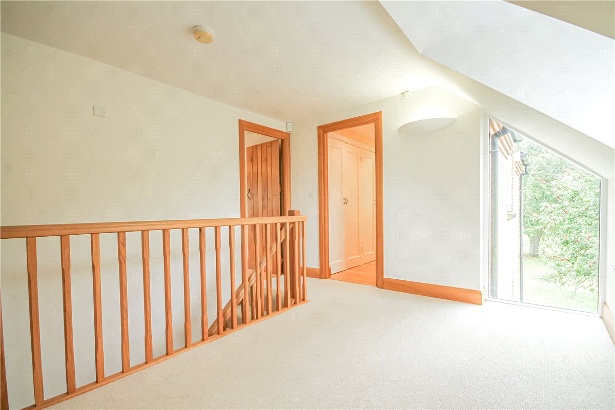 4 bedroom house, Stanton Harcourt Road, South Leigh OX29 - Available