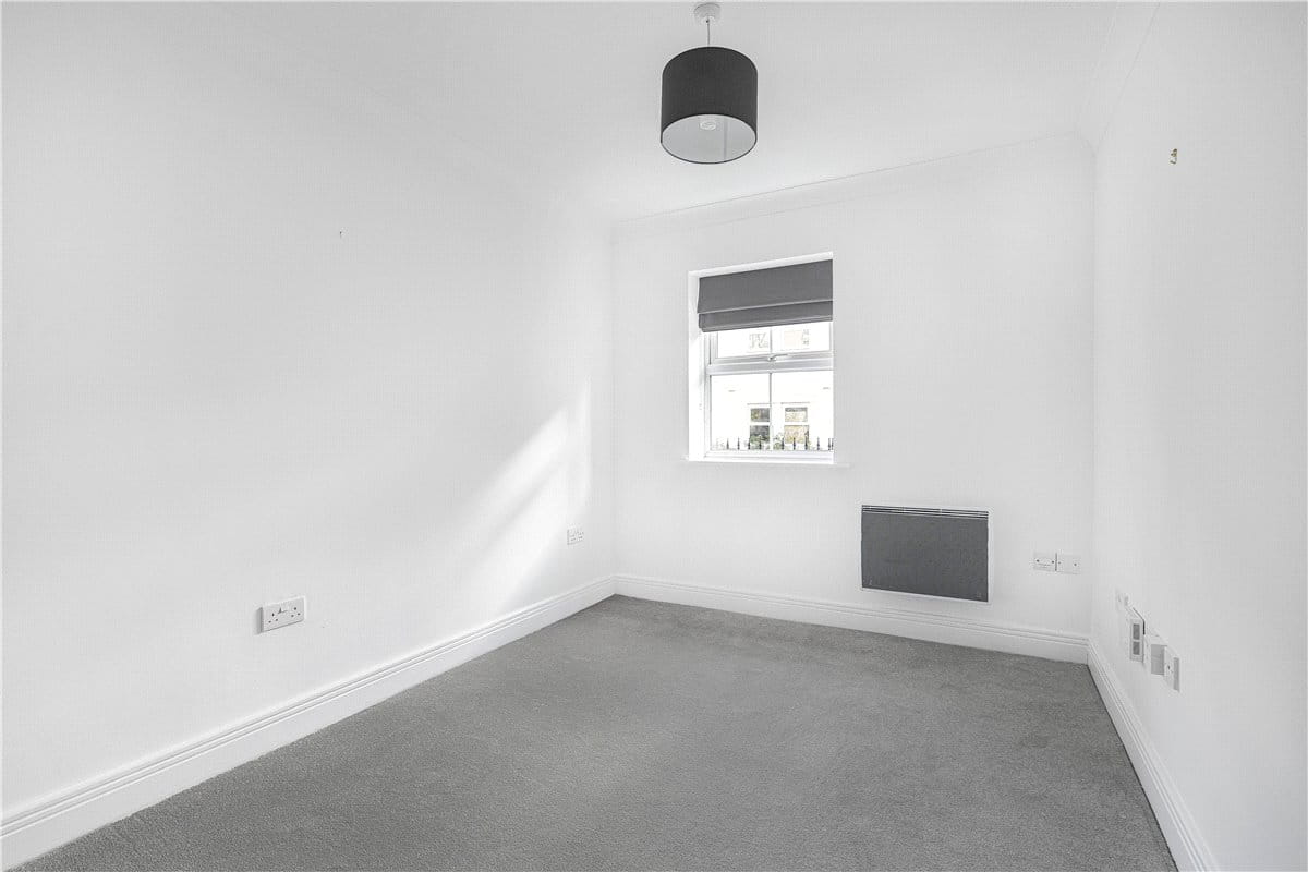2 bedroom flat, Elizabeth Jennings Way, Oxford OX2 - Available
