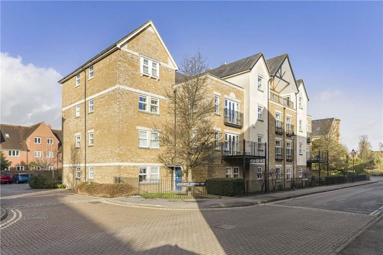 2 bedroom flat, Elizabeth Jennings Way, Oxford OX2 - Available