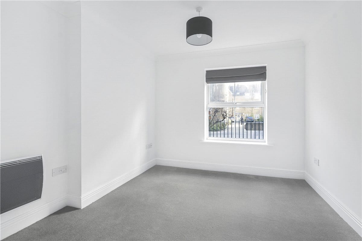 2 bedroom flat, Elizabeth Jennings Way, Oxford OX2 - Available