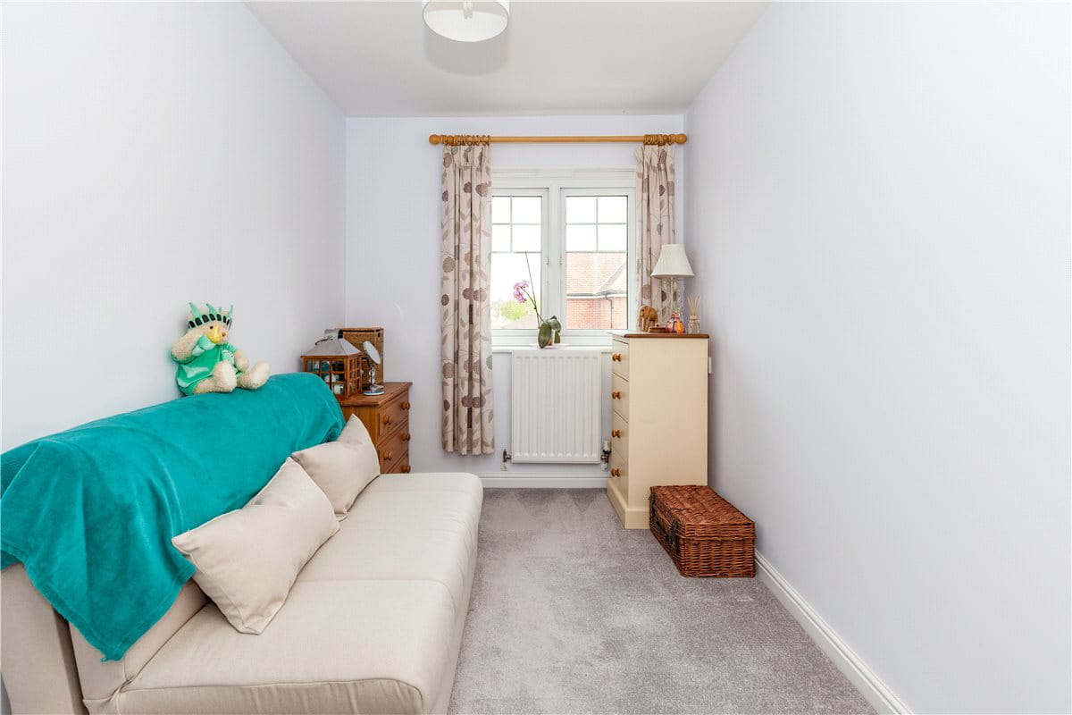 2 bedroom flat, Staniland Court, Abingdon OX14 - Available